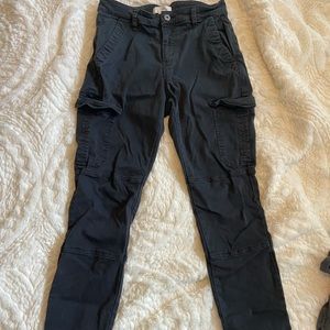 HM - Black Cargo Pant